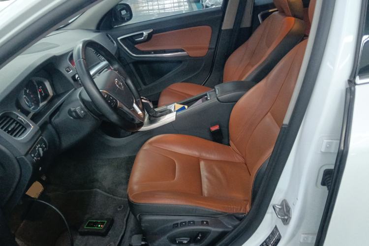 Used Volvo S60 2018 S60L T4 Smart & Ambitious Edition Left Front Seat