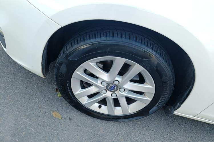 Used Volvo S60 2018 S60L T3 Smart Upgrade Edition Left Front Wheel Hub