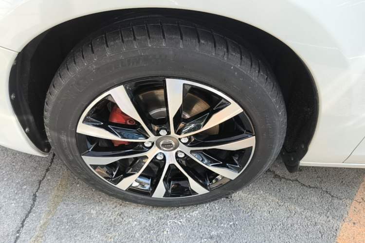 Used Volvo S60 2018 S60L T3 Smart Progress Edition Left Front Wheel Hub
