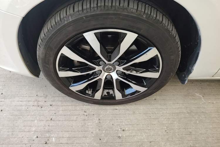 Used Volvo S60 2018 S60L T3 Smart Progress Edition Left Front Wheel Hub