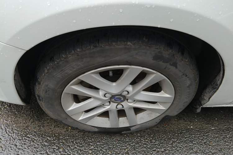 Used Volvo S60 2018 S60L T3 Smart Upgrade Edition Left Front Wheel Hub