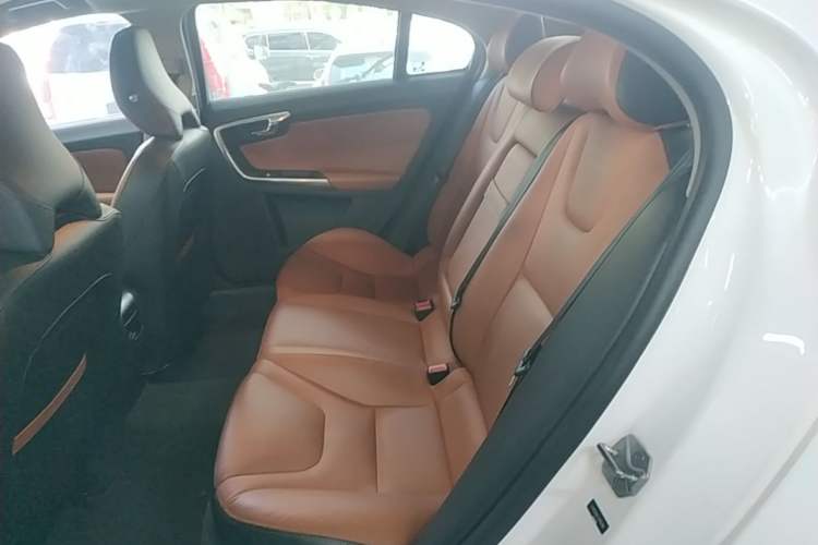 Used Volvo S60 2018 S60L T3 Smart Progress Edition Left Rear Seat