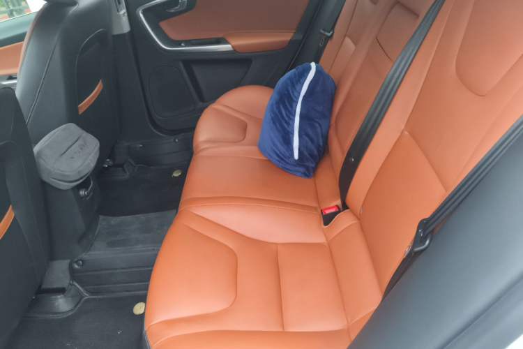 Used Volvo S60 2018 S60L T4 Smart & Ambitious Edition Left Rear Seat