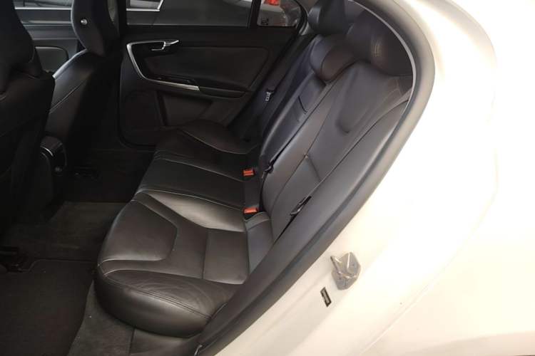 Used Volvo S60 2018 S60L T3 Smart Progress Edition Left Rear Seat