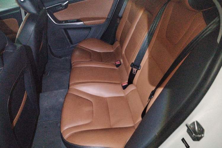 Used Volvo S60 2018 S60L T3 Smart Progress Edition Left Rear Seat