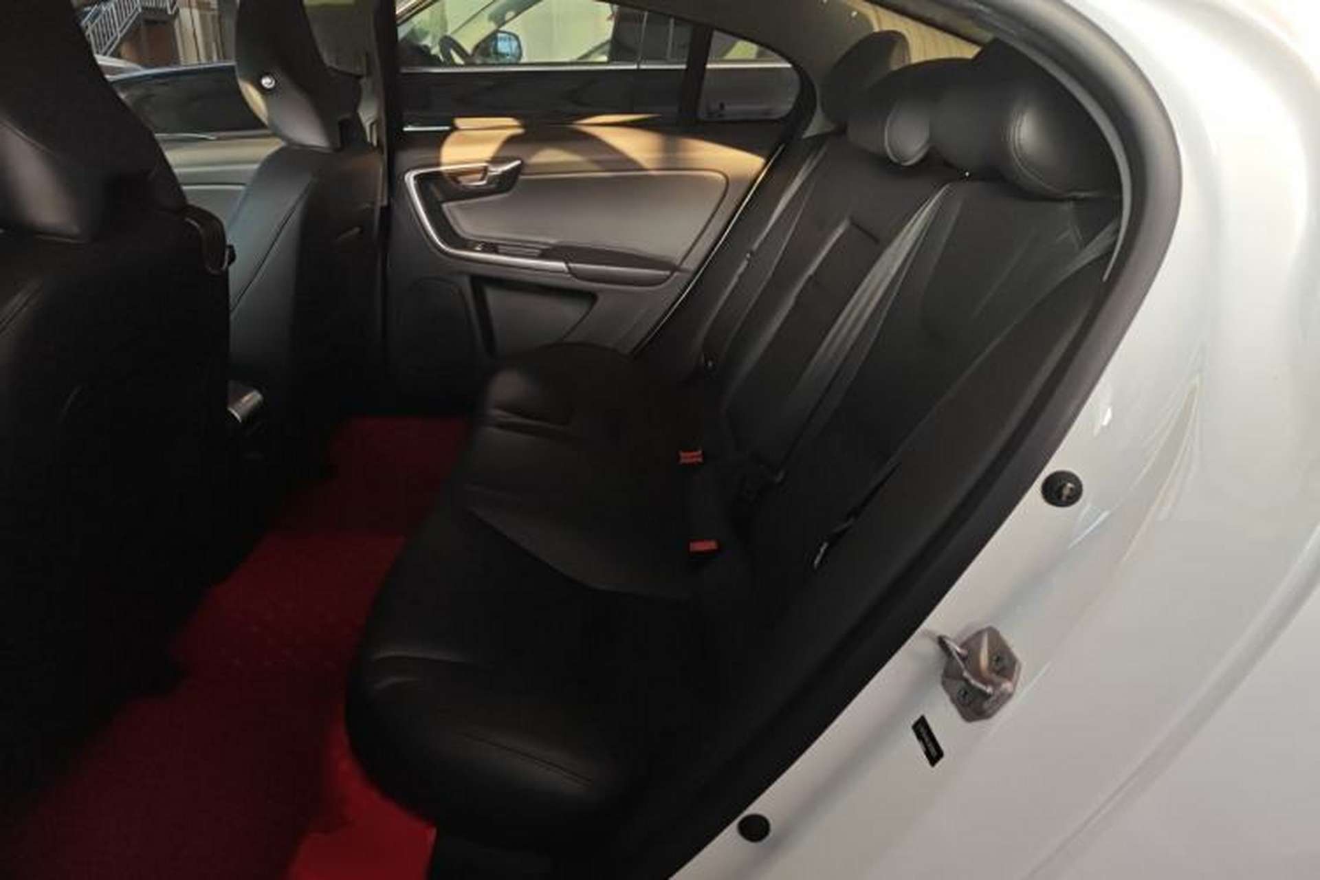 Used Volvo S60 2018 S60L T4 Smart & Ambitious Edition Left Rear Seat