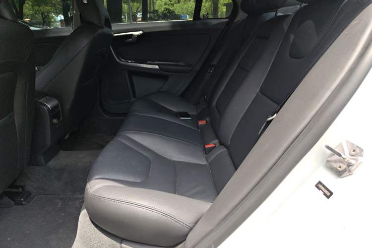 Used Volvo S60 2018 S60L T3 Smart Progress Edition Left Rear Seat