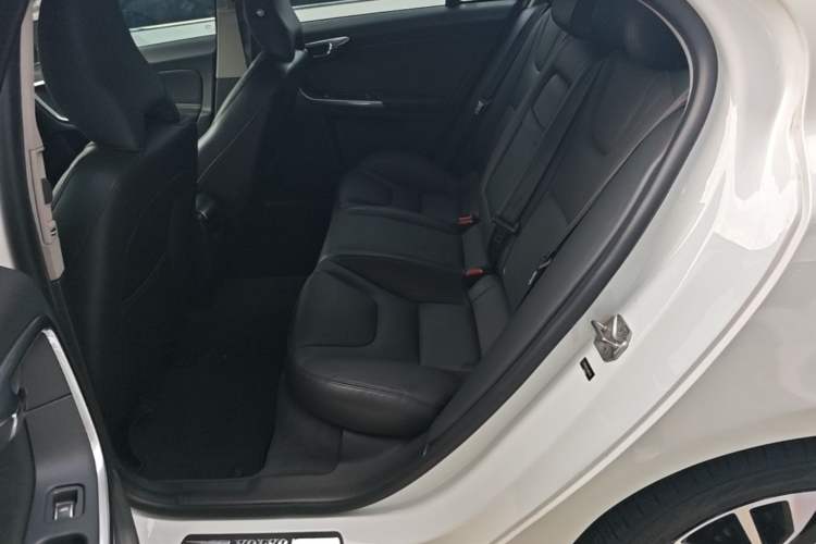 Used Volvo S60 2018 S60L T4 Smart & Ambitious Edition Left Rear Seat