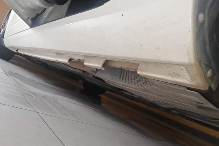 Used Volvo S60 2018 S60L T3 Smart Progress Edition Left Side Sill