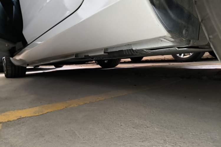 Used Volvo S60 2018 S60L T3 Smart Progress Edition Left Side Sill