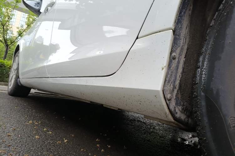 Used Volvo S60 2018 S60L T3 Smart Upgrade Edition Left Side Sill