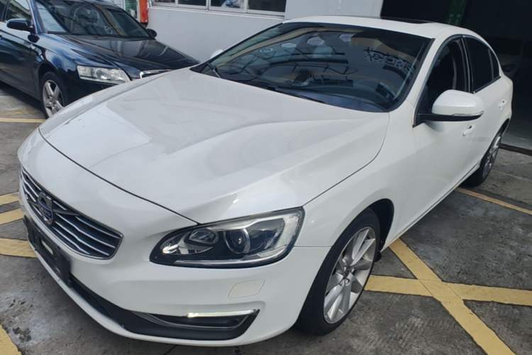 Used Volvo S60 2018 S60L T4 Zhiyuan Edition Guazi used car, China used car export, Used car for sale, Used cars, Cheapest cars for sale