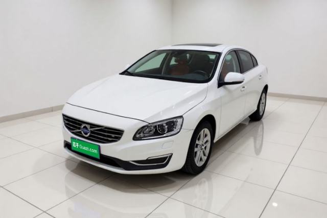 Ojetý Volvo S60 2018 S60L T3 Smart Upgrade Edition