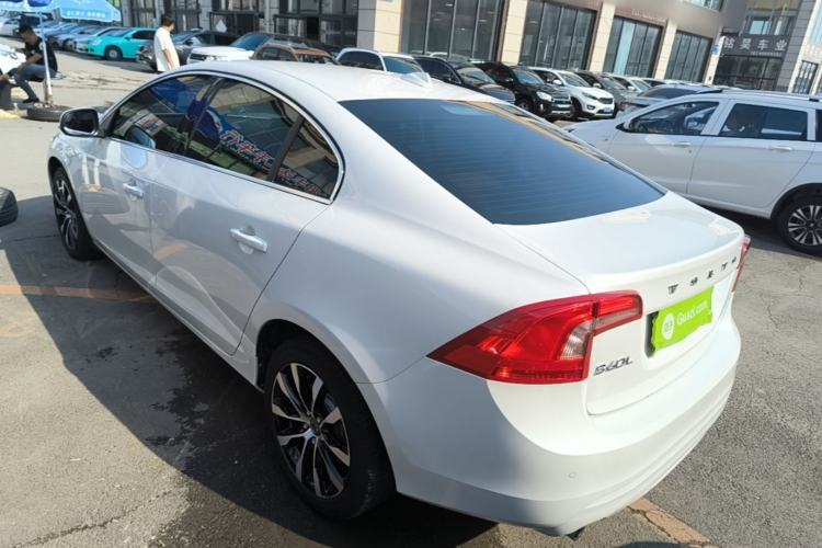 Used Volvo S60 2018 S60L T3 Smart Progress Edition Rear Left 45 Deg