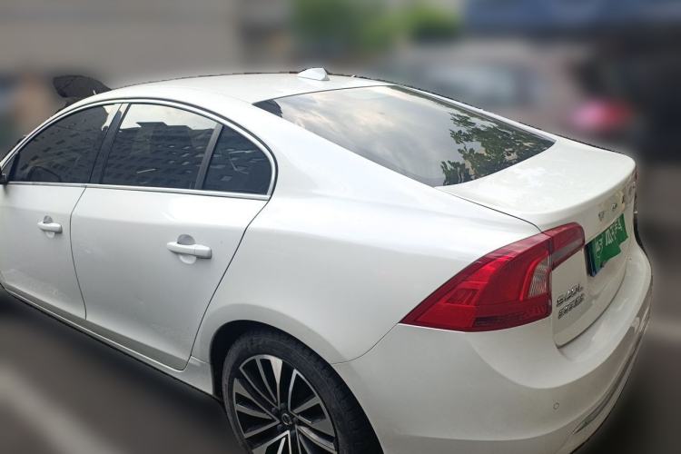 Used Volvo S60 2018 S60L T4 Smart & Ambitious Edition Rear Left 45 Deg