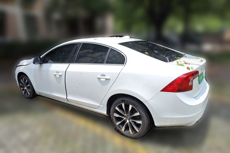 Used Volvo S60 2018 S60L T3 Smart Progress Edition Rear Left 45 Deg