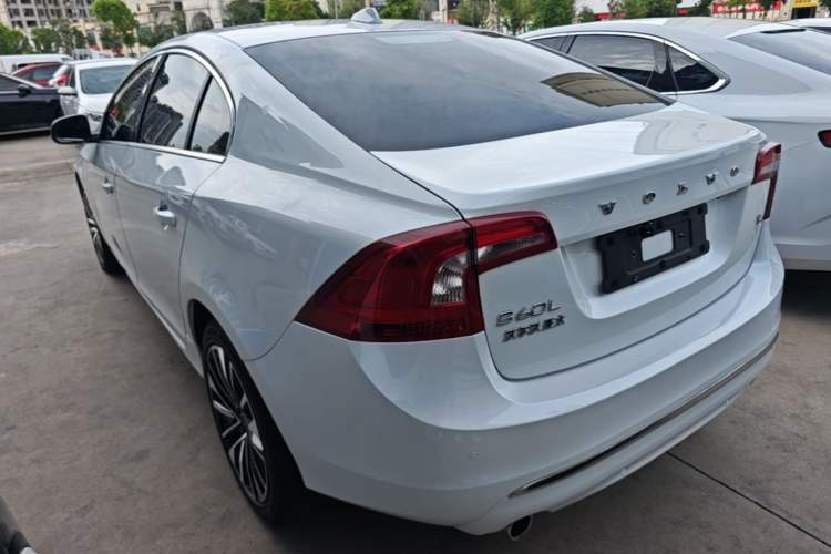 Used Volvo S60 2018 S60L T4 Smart & Ambitious Edition Rear Left 45 Deg