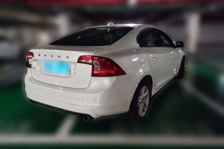 Used Volvo S60 2018 S60L T3 Smart Upgrade Edition Rear Right 45 Deg