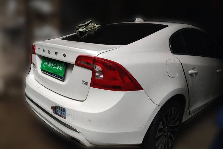Used Volvo S60 2018 S60L T4 Smart & Ambitious Edition Rear Right 45 Deg