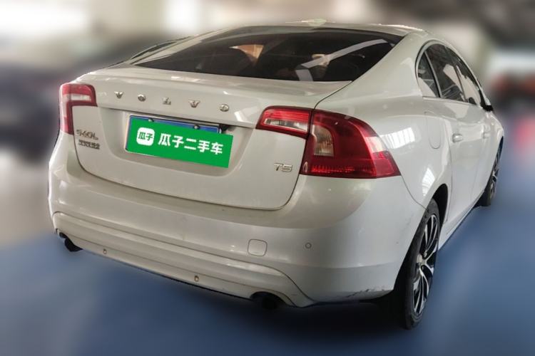 Used Volvo S60 2018 S60L T3 Smart Progress Edition Rear Right 45 Deg