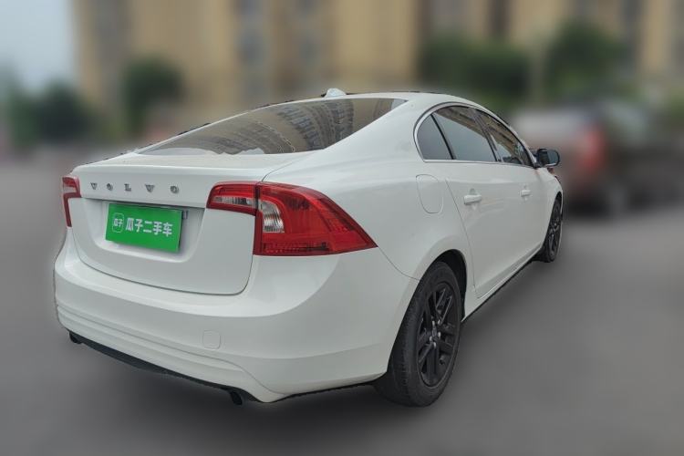 Used Volvo S60 2018 S60L T3 Smart Upgrade Edition Rear Right 45 Deg