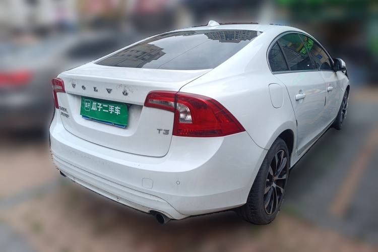 Used Volvo S60 2018 S60L T3 Smart Progress Edition Rear Right 45 Deg