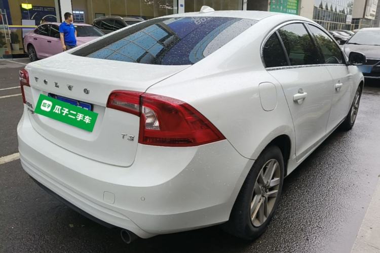 Used Volvo S60 2018 S60L T3 Smart Upgrade Edition Rear Right 45 Deg