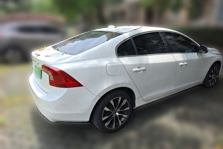 Used Volvo S60 2018 S60L T3 Smart Progress Edition Rear Right 45 Deg