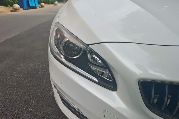 Used Volvo S60 2018 S60L T3 Smart Progress Edition Right Front Headlight