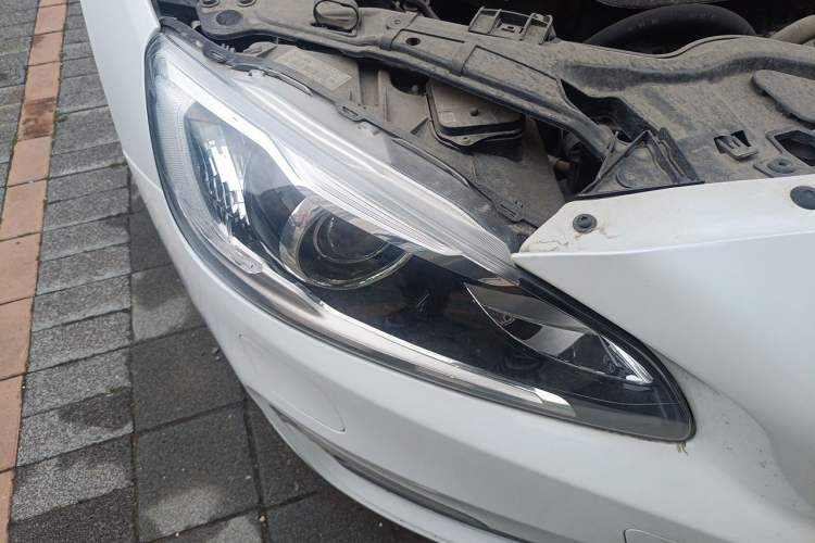 Used Volvo S60 2018 S60L T3 Smart Progress Edition Right Front Headlight