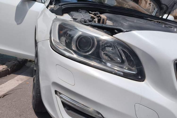 Used Volvo S60 2018 S60L T3 Smart Progress Edition Right Front Headlight