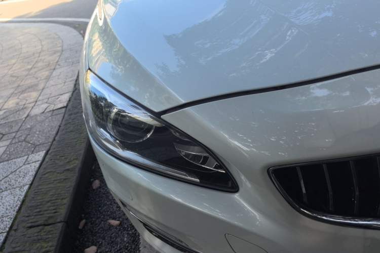 Used Volvo S60 2018 S60L T4 Smart & Ambitious Edition Right Front Headlight