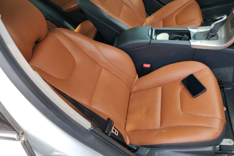 Used Volvo S60 2018 S60L T4 Zhiyuan Edition Right Front Seat