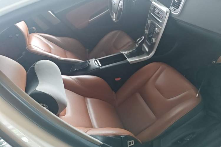Used Volvo S60 2018 S60L T3 Smart Progress Edition Right Front Seat