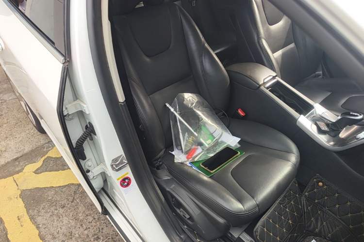 Used Volvo S60 2018 S60L T4 Zhiyuan Edition Right Front Seat