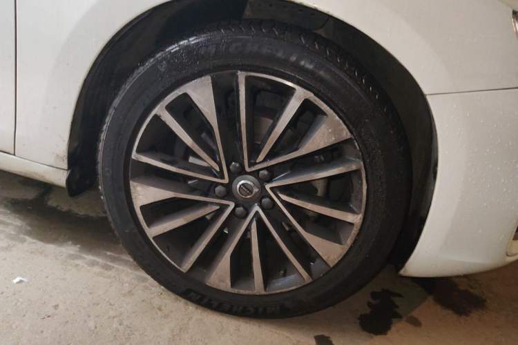 Used Volvo S60 2018 S60L T4 Smart & Ambitious Edition Right Front Wheel Hub