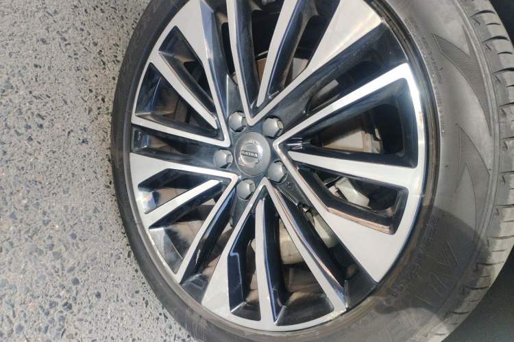 Used Volvo S60 2018 S60L T5 Intelligent Drive Progressive Edition Right Front Wheel Hub