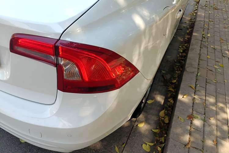 Used Volvo S60 2018 S60L T3 Smart Upgrade Edition Right Rear Taillight