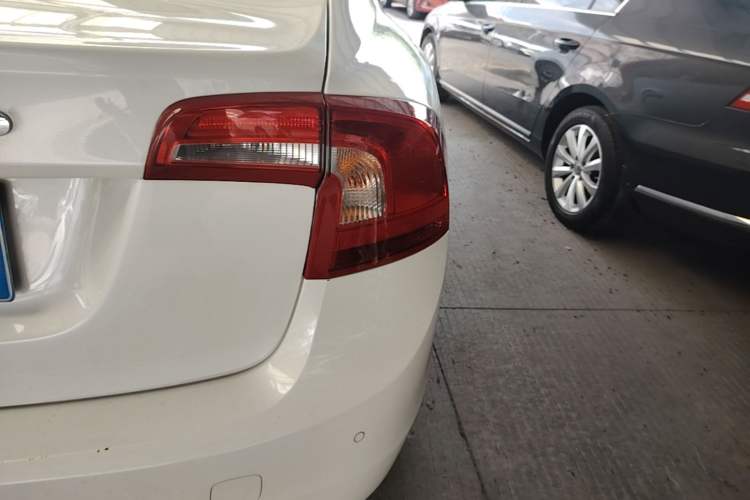 Used Volvo S60 2018 S60L T3 Smart Progress Edition Right Rear Taillight