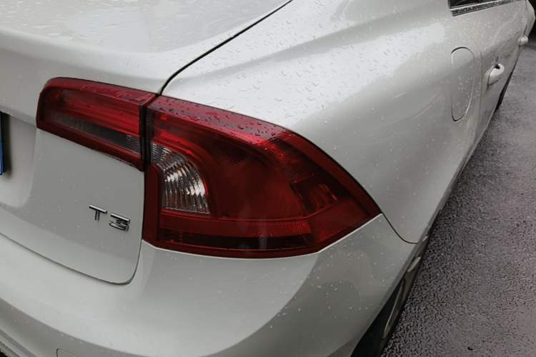 Used Volvo S60 2018 S60L T3 Smart Upgrade Edition Right Rear Taillight