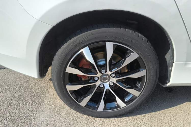 Used Volvo S60 2018 S60L T3 Smart Progress Edition Right Rear Wheel Hub