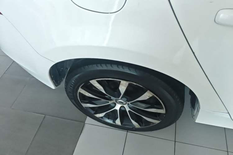 Used Volvo S60 2018 S60L T3 Smart Progress Edition Right Rear Wheel Hub