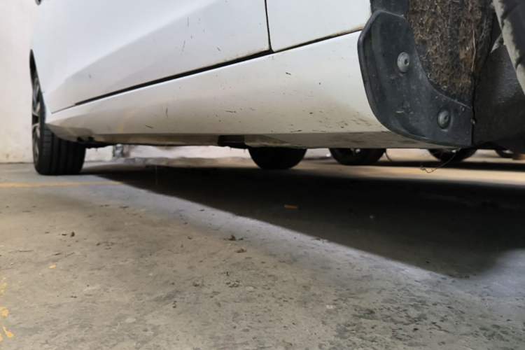 Used Volvo S60 2018 S60L T3 Smart Progress Edition Right Side Sill