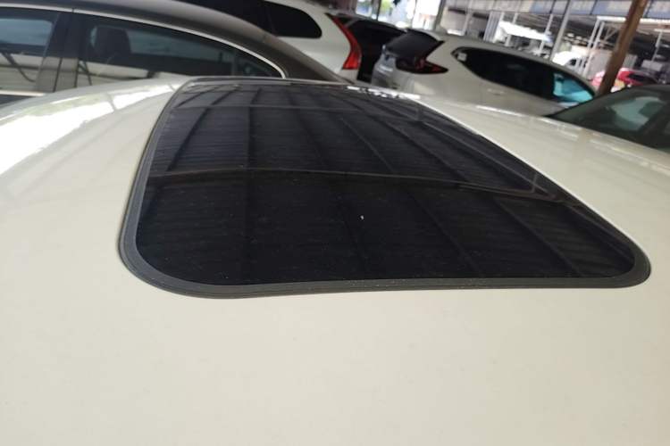 Used Volvo S60 2018 S60L T3 Smart Progress Edition Roof