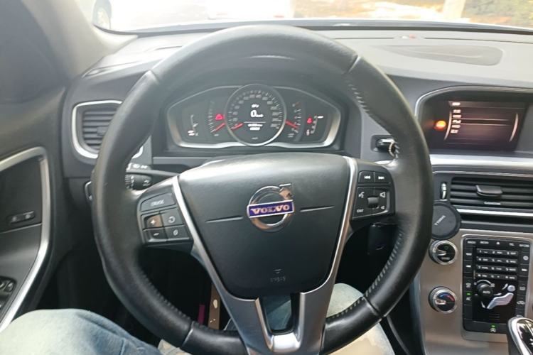 Used Volvo S60 2018 S60L T3 Smart Upgrade Edition Steering Wheel