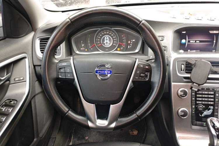 Used Volvo S60 2018 S60L T3 Smart Upgrade Edition Steering Wheel