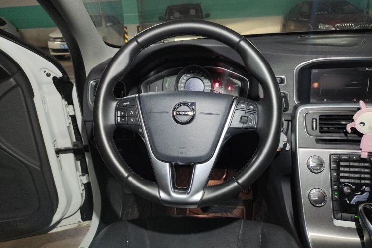 Used Volvo S60 2018 S60L T3 Smart Upgrade Edition Steering Wheel