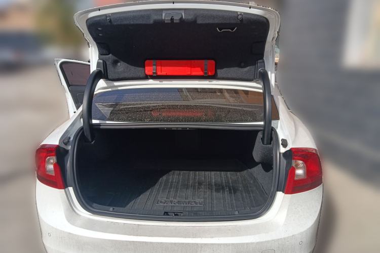 Used Volvo S60 2018 S60L T3 Smart Progress Edition Trunk