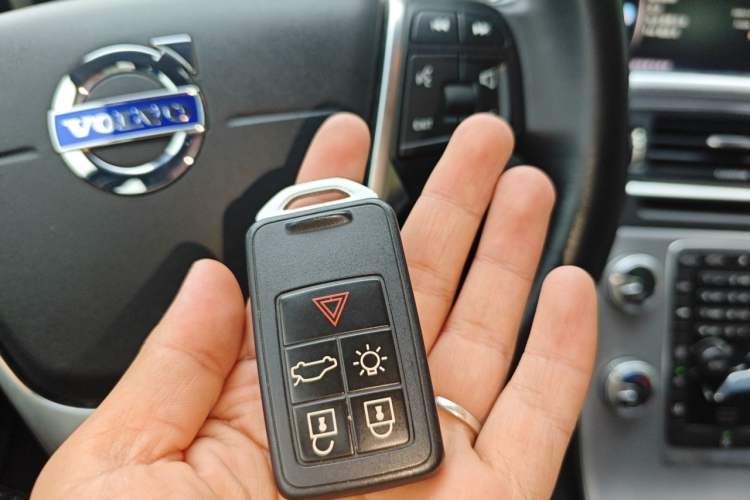 Used Volvo S60 2018 S60L T5 Intelligent Drive Edition Vehicle Key