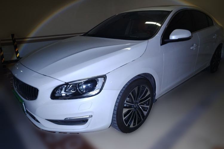 Used Volvo S60 2018 S60L T4 Smart & Ambitious Edition Guazi used car, China used car export, Used car for sale, Used cars, Cheapest cars for sale